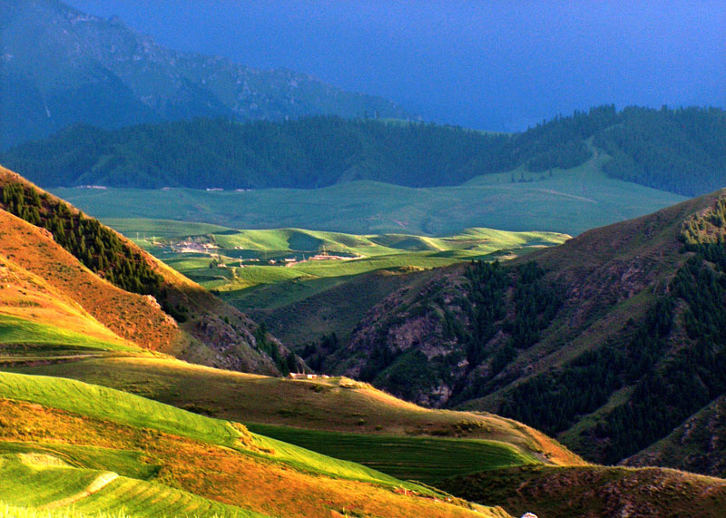 稻城亞丁、中甸、麗江九日環(huán)線游