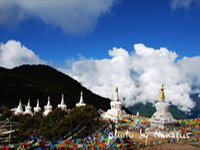 川藏南線成都、新都橋、波密、山南、珠峰14日游