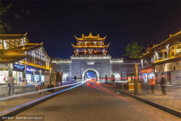 都江堰 宣化門(mén).jpg