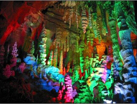 端午節(jié)玩點不一樣的 巴蜀神秘溶洞游